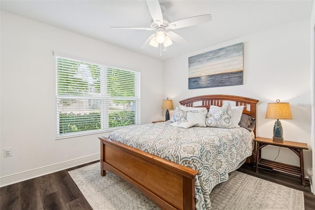 Active With Contract: $459,900 (4 beds, 3 baths, 2637 Square Feet)