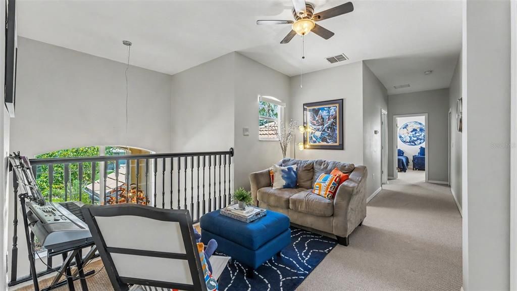 En Venta: $649,900 (5 camas, 4 baños, 3651 Pies cuadrados)