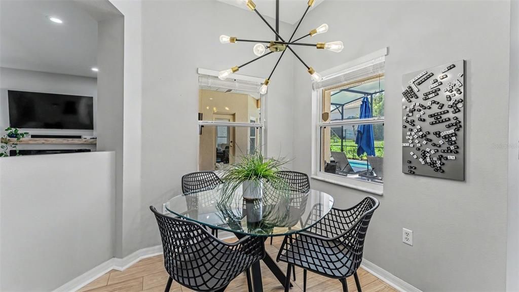 En Venta: $649,900 (5 camas, 4 baños, 3651 Pies cuadrados)