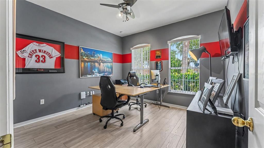 En Venta: $649,900 (5 camas, 4 baños, 3651 Pies cuadrados)