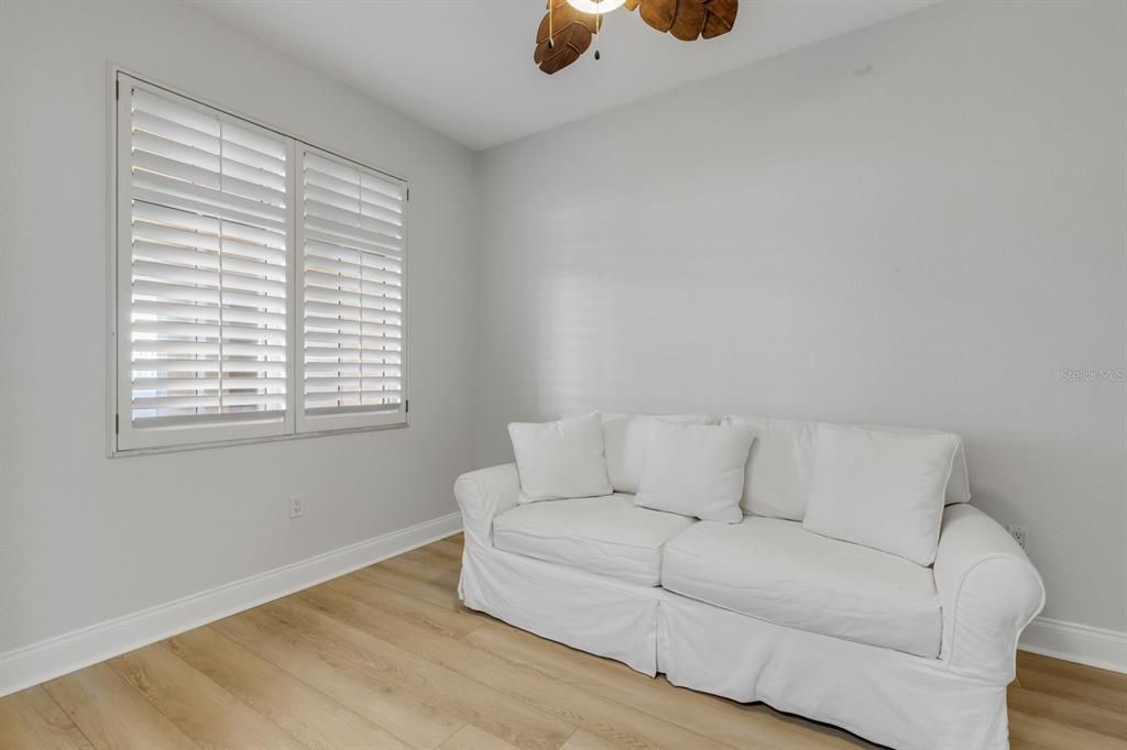 For Sale: $1,159,000 (3 beds, 2 baths, 1750 Square Feet)