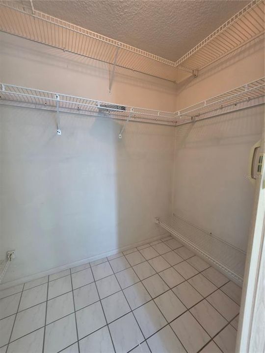 En Renta: $2,700 (3 camas, 2 baños, 1749 Pies cuadrados)