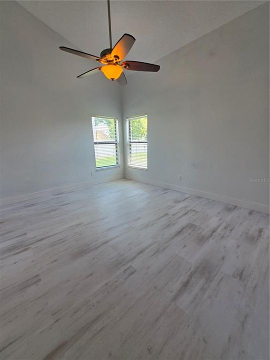 En Renta: $2,700 (3 camas, 2 baños, 1749 Pies cuadrados)