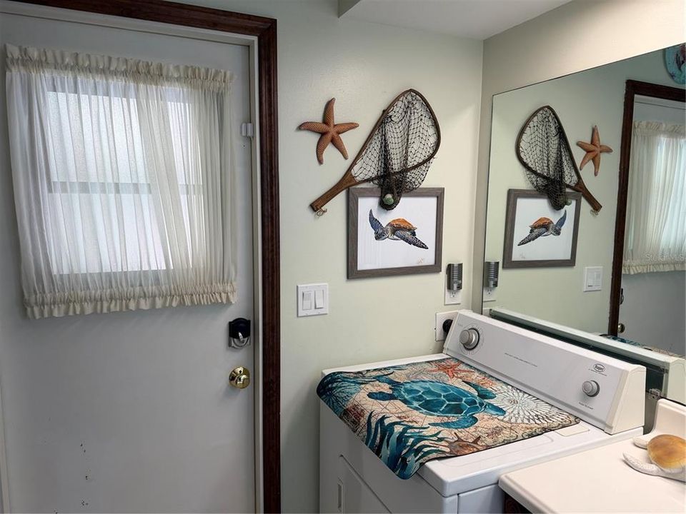 For Sale: $695,000 (3 beds, 2 baths, 2067 Square Feet)