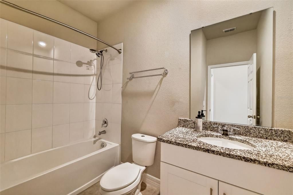 For Rent: $2,600 (3 beds, 2 baths, 1502 Square Feet)
