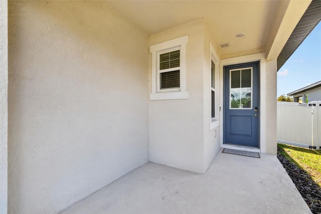For Rent: $2,600 (3 beds, 2 baths, 1502 Square Feet)