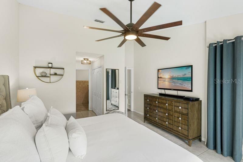 En Venta: $309,999 (2 camas, 2 baños, 1349 Pies cuadrados)