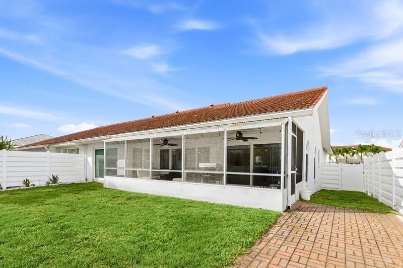 En Venta: $309,999 (2 camas, 2 baños, 1349 Pies cuadrados)