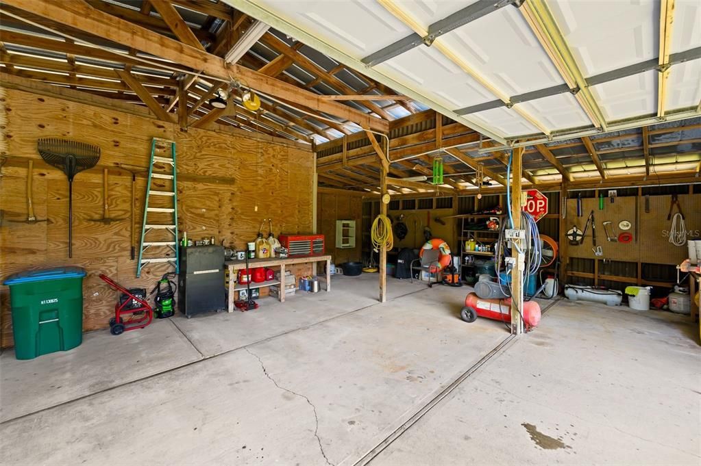 На продажу: $824,999 (4 спален, 2 ванн, 2820 Квадратных фут)