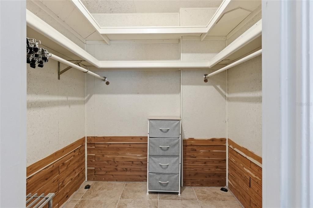 En Venta: $259,900 (2 camas, 2 baños, 1055 Pies cuadrados)