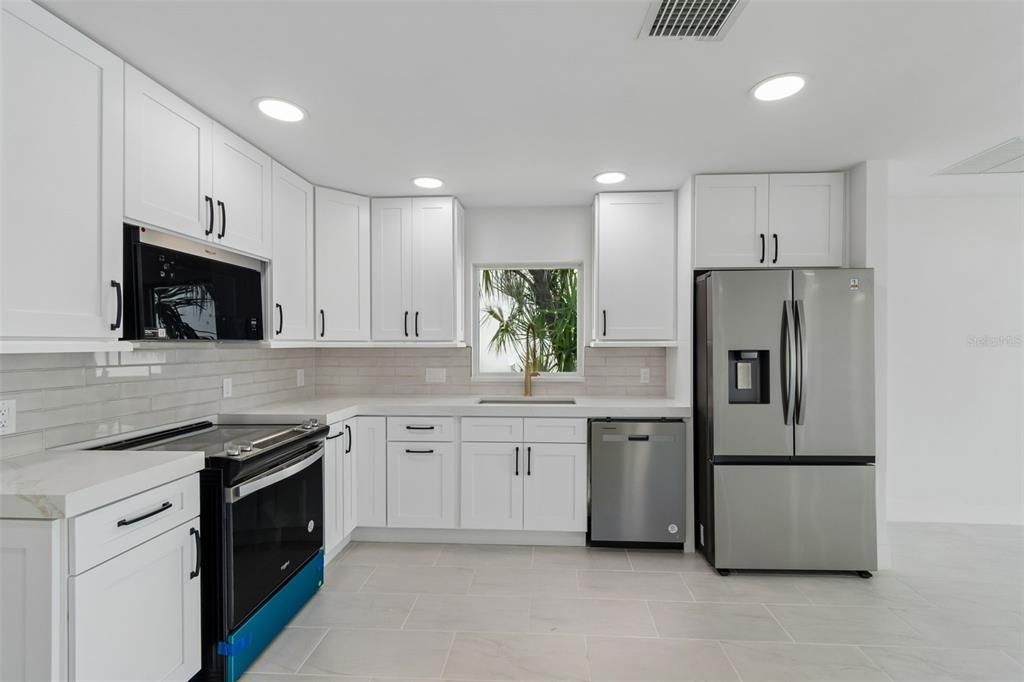 For Sale: $1,579,900 (3 beds, 2 baths, 2151 Square Feet)