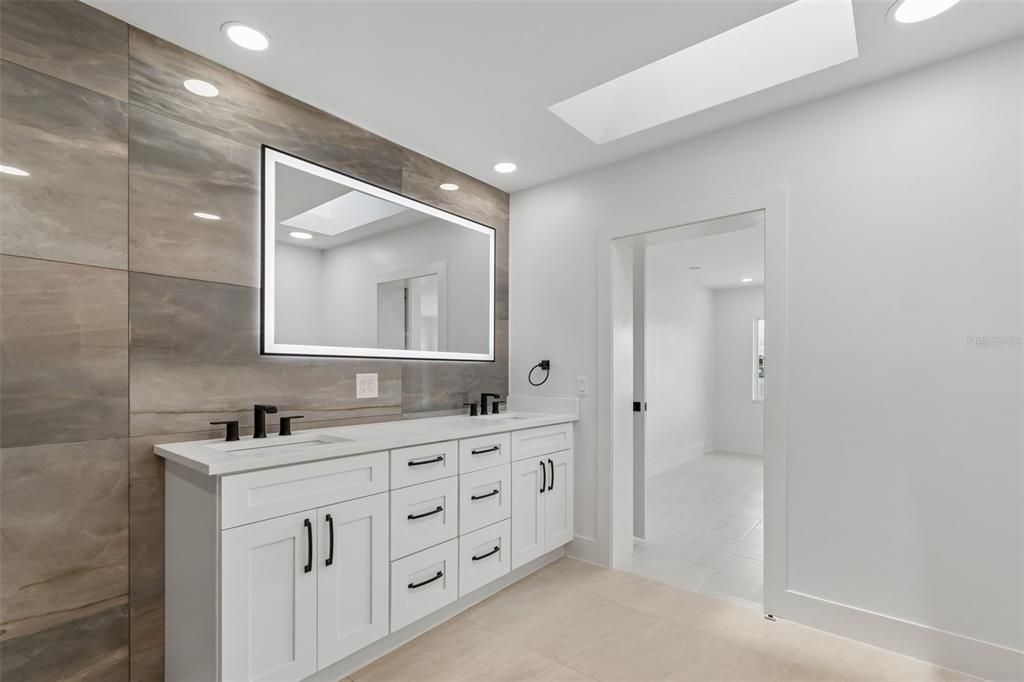 For Sale: $1,579,900 (3 beds, 2 baths, 2151 Square Feet)