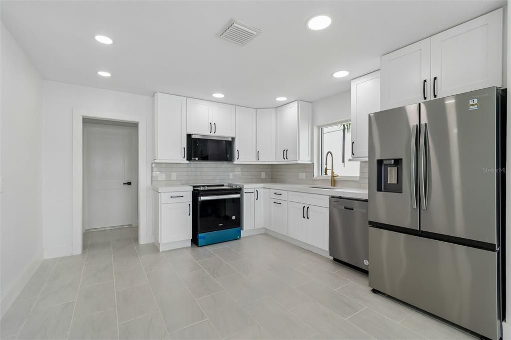 For Sale: $1,579,900 (3 beds, 2 baths, 2151 Square Feet)