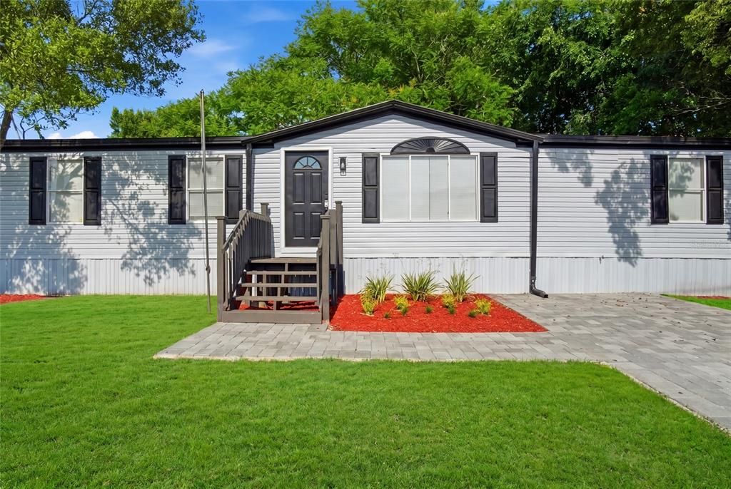 For Sale: $265,000 (3 beds, 2 baths, 1620 Square Feet)