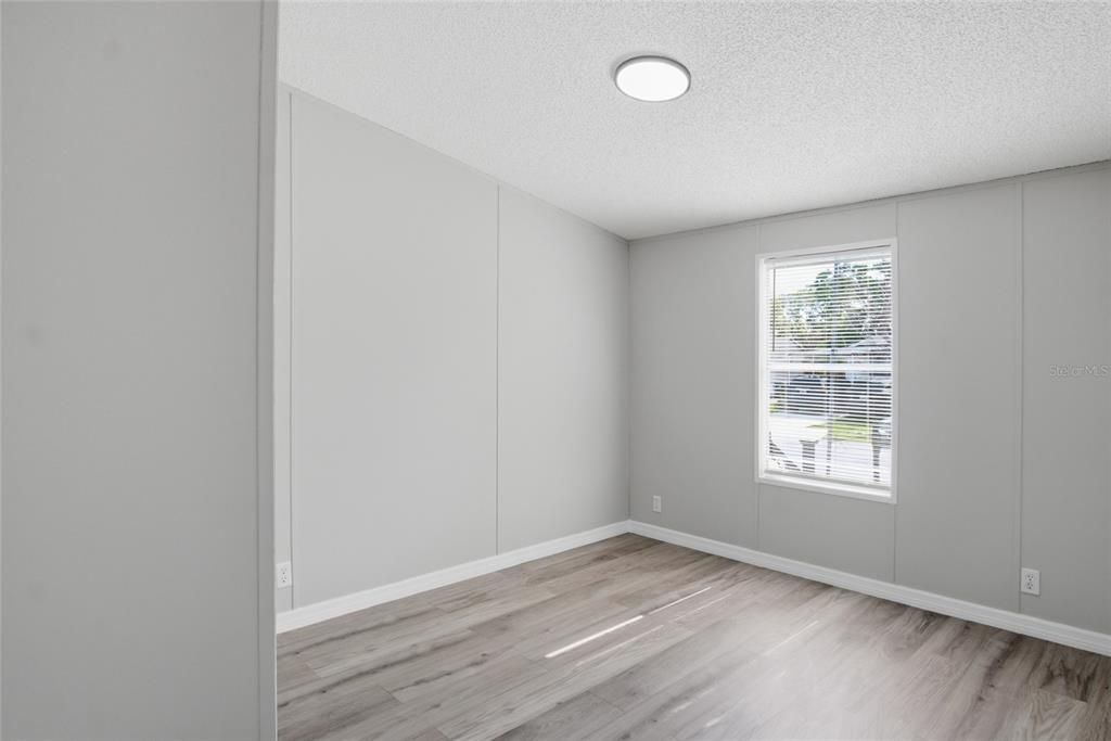 For Sale: $265,000 (3 beds, 2 baths, 1620 Square Feet)