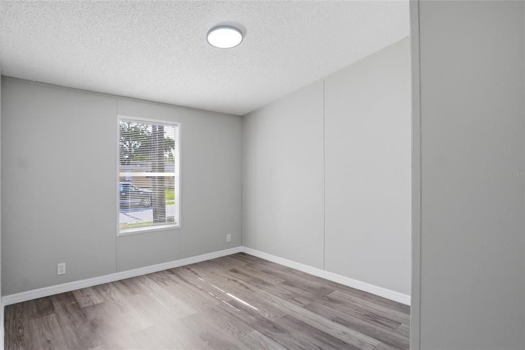 For Sale: $265,000 (3 beds, 2 baths, 1620 Square Feet)