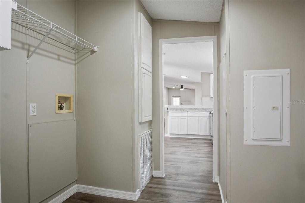 For Sale: $265,000 (3 beds, 2 baths, 1620 Square Feet)