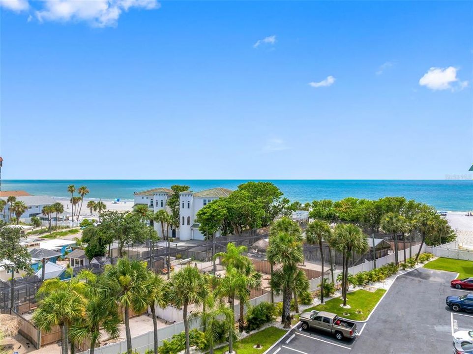 For Sale: $650,000 (2 beds, 2 baths, 1400 Square Feet)