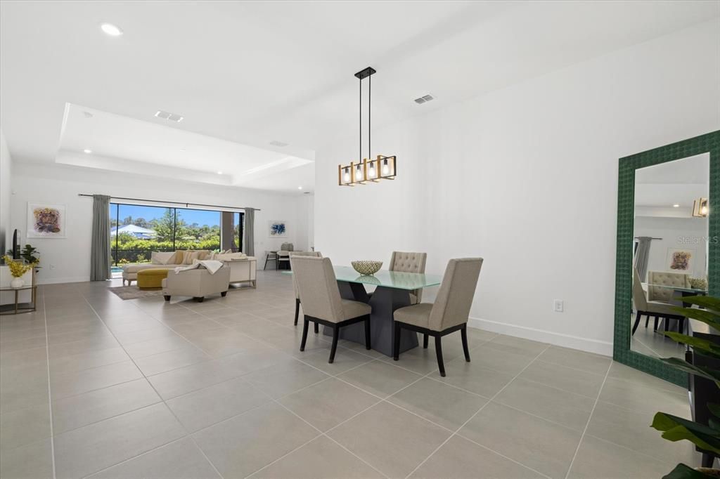 For Sale: $775,000 (4 beds, 2 baths, 2684 Square Feet)