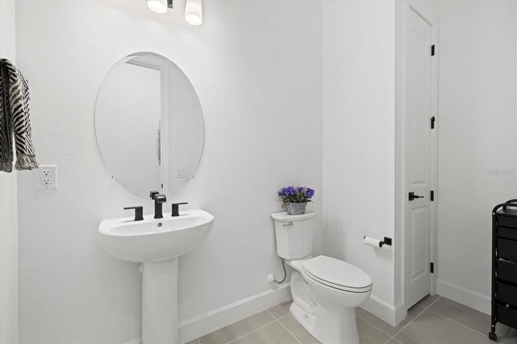 For Sale: $775,000 (4 beds, 2 baths, 2684 Square Feet)