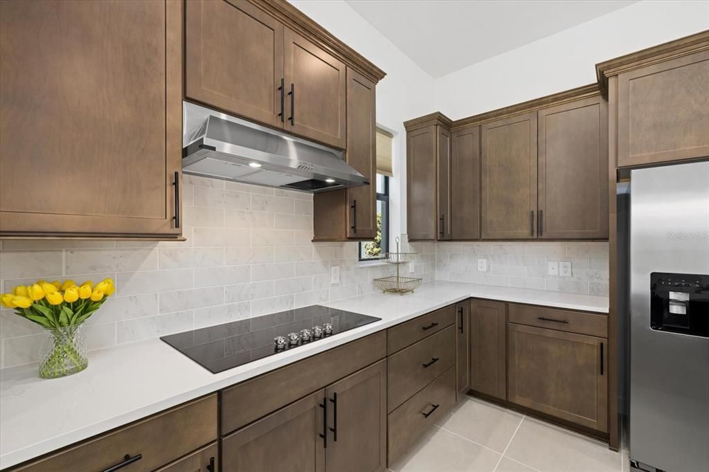 For Sale: $775,000 (4 beds, 2 baths, 2684 Square Feet)