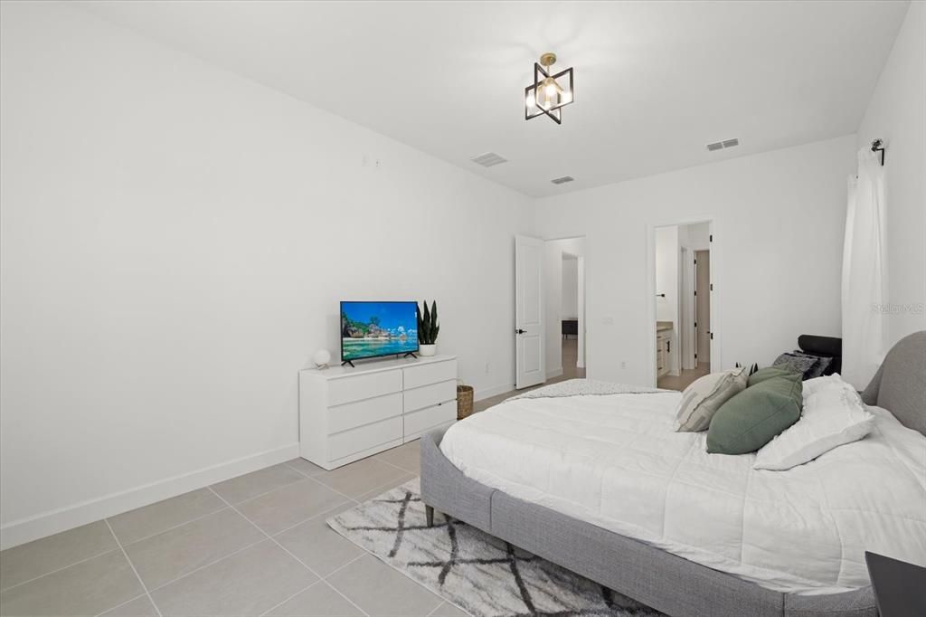 For Sale: $775,000 (4 beds, 2 baths, 2684 Square Feet)