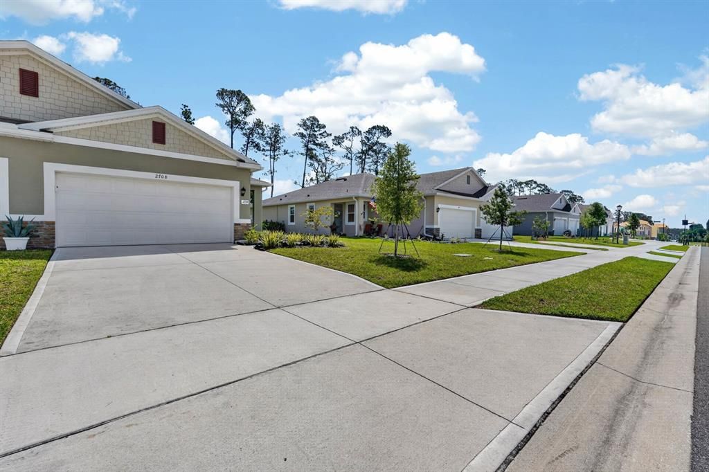 For Sale: $315,000 (2 beds, 2 baths, 1626 Square Feet)