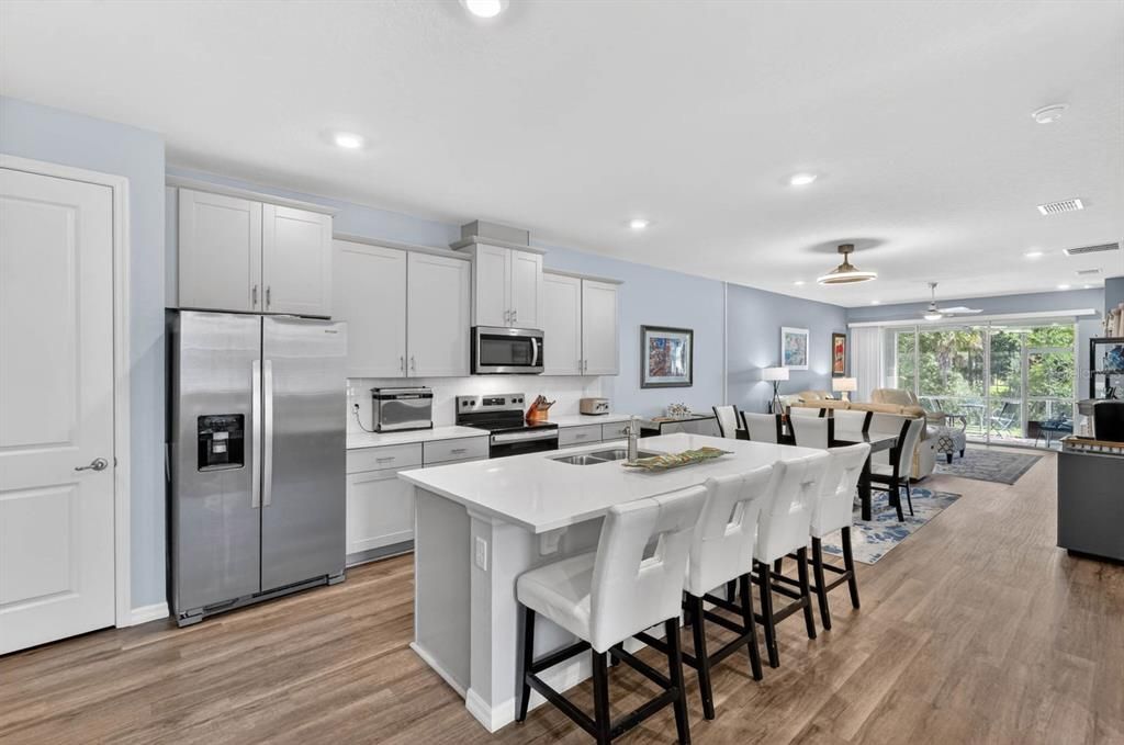 For Sale: $315,000 (2 beds, 2 baths, 1626 Square Feet)