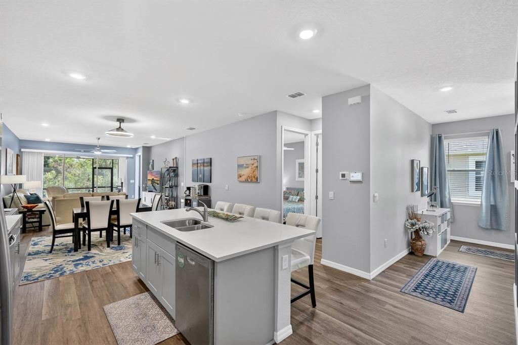 For Sale: $315,000 (2 beds, 2 baths, 1626 Square Feet)