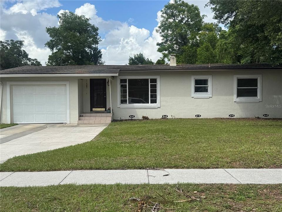 Vendido Recientemente: $325,000 (3 camas, 2 baños, 1160 Pies cuadrados)