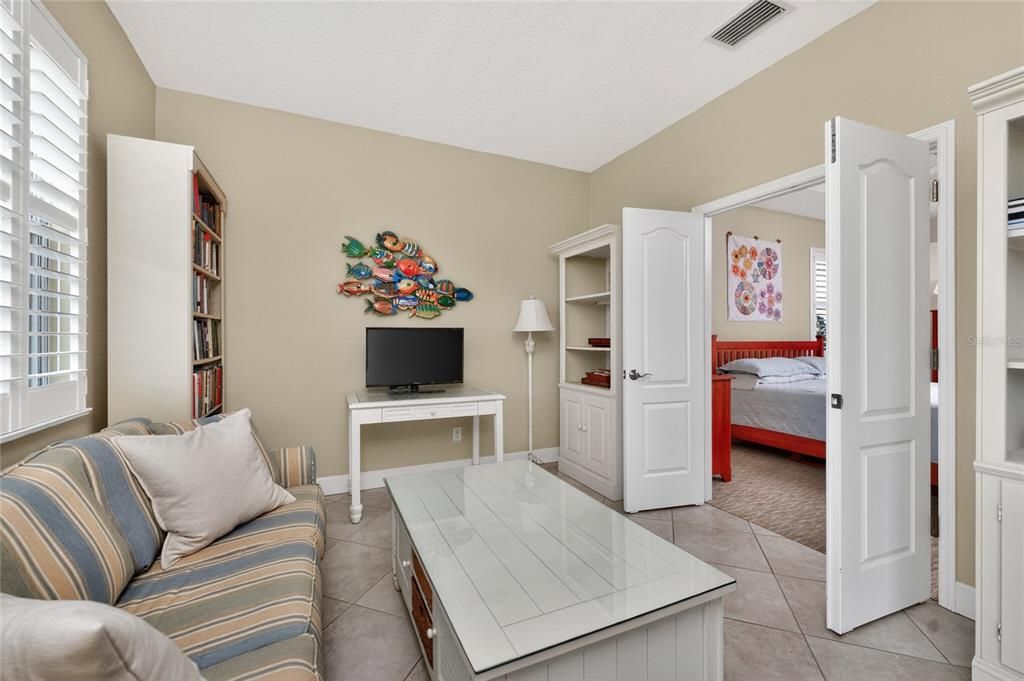 For Sale: $449,000 (3 beds, 2 baths, 2104 Square Feet)
