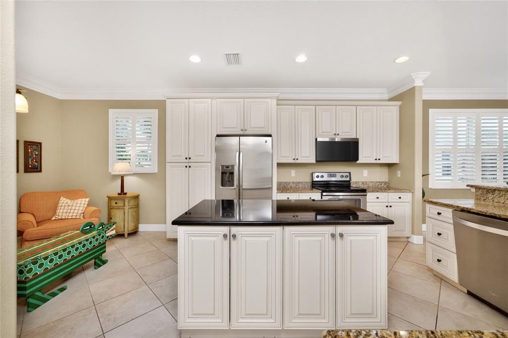 For Sale: $449,000 (3 beds, 2 baths, 2104 Square Feet)