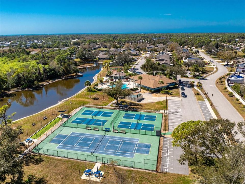 For Sale: $449,000 (3 beds, 2 baths, 2104 Square Feet)