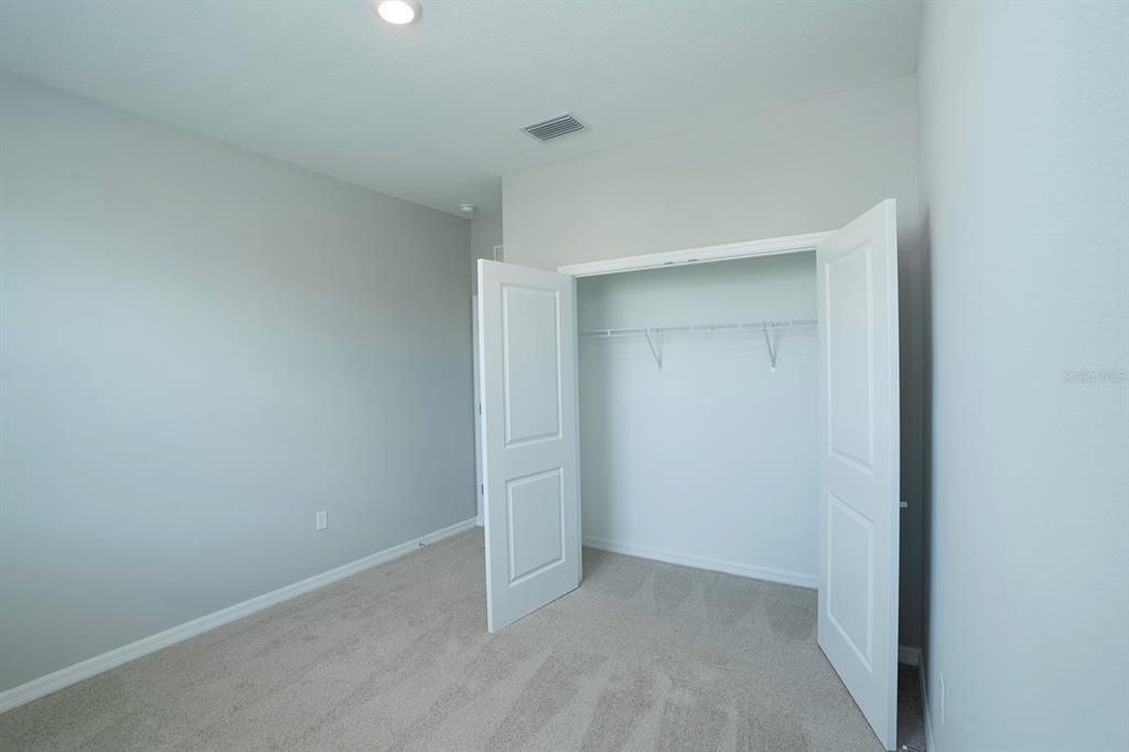 For Rent: $2,300 (3 beds, 2 baths, 1565 Square Feet)