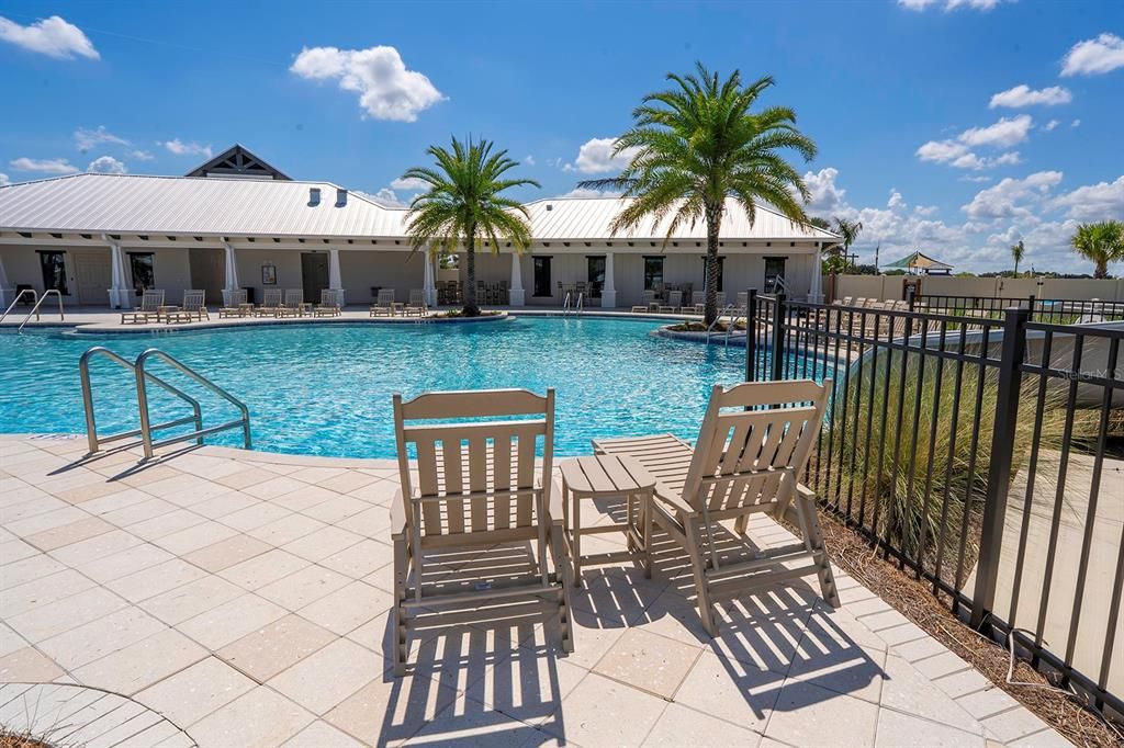 For Rent: $2,300 (3 beds, 2 baths, 1565 Square Feet)