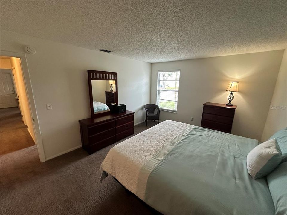 For Rent: $1,400 (2 beds, 2 baths, 912 Square Feet)