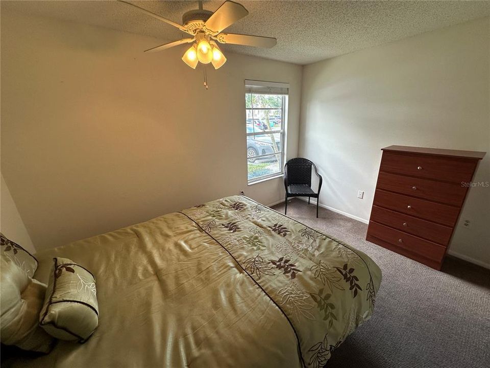 For Rent: $1,400 (2 beds, 2 baths, 912 Square Feet)