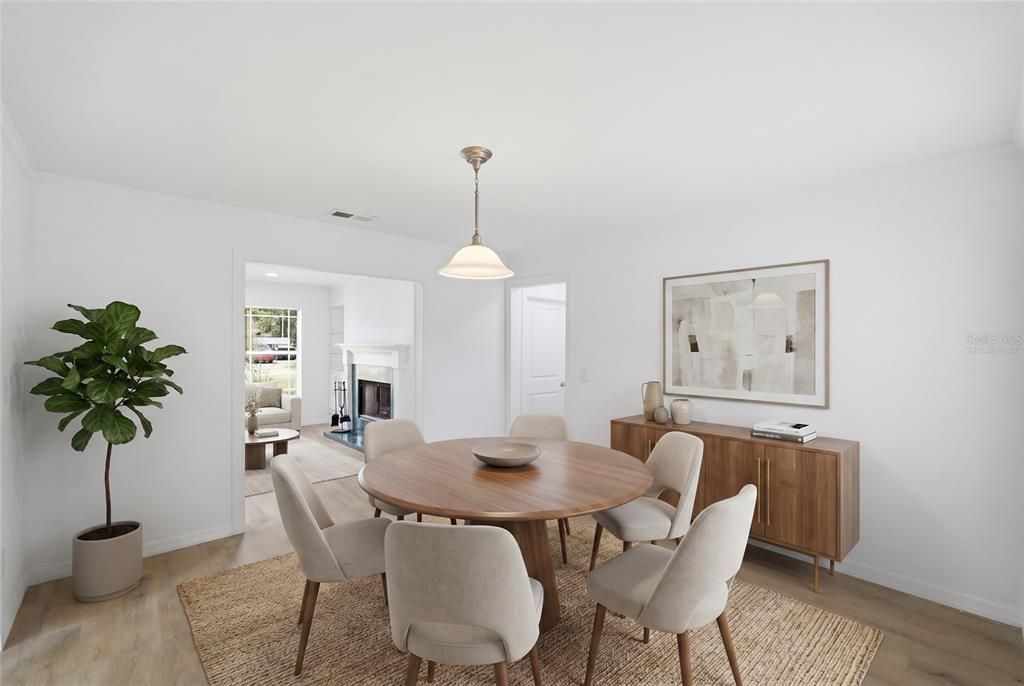 Activo con contrato: $369,000 (4 camas, 2 baños, 1878 Pies cuadrados)