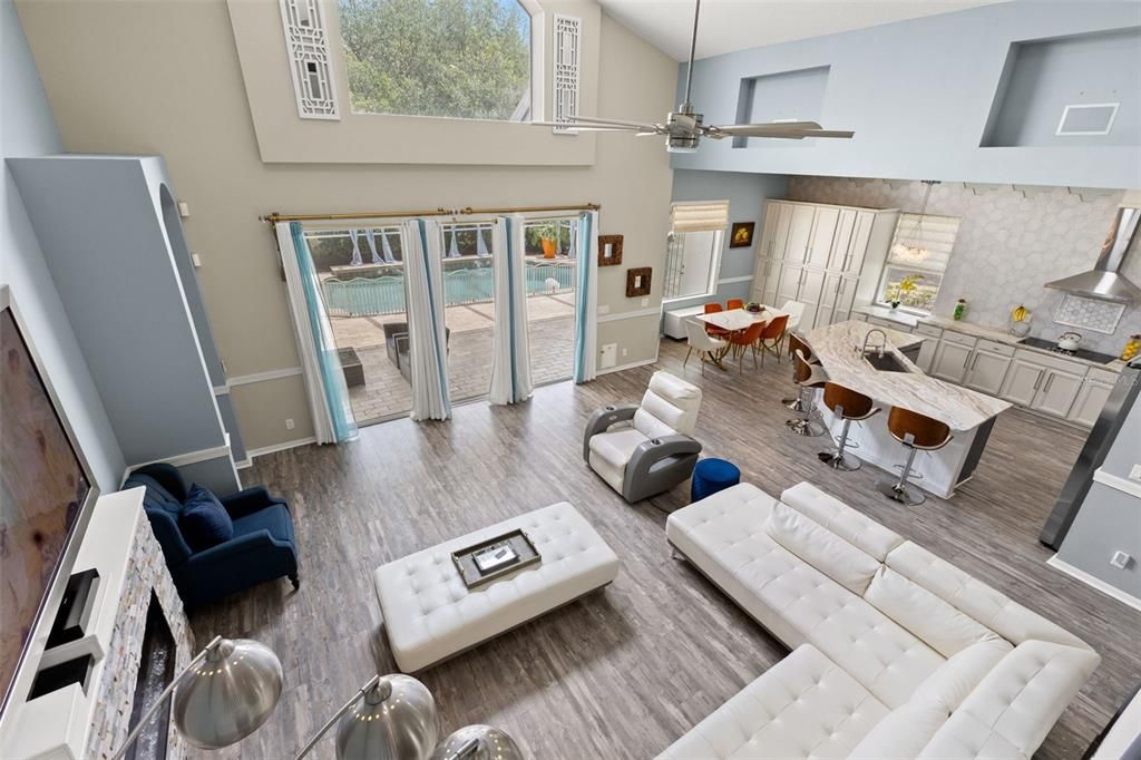 En Venta: $719,000 (4 camas, 3 baños, 3236 Pies cuadrados)