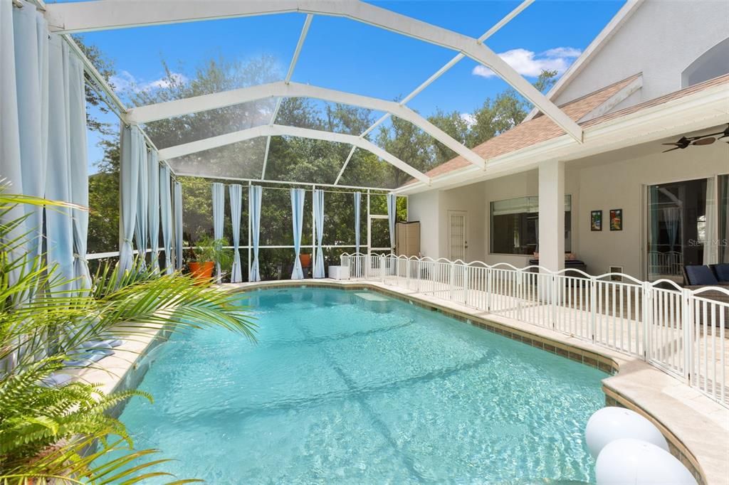 En Venta: $719,000 (4 camas, 3 baños, 3236 Pies cuadrados)