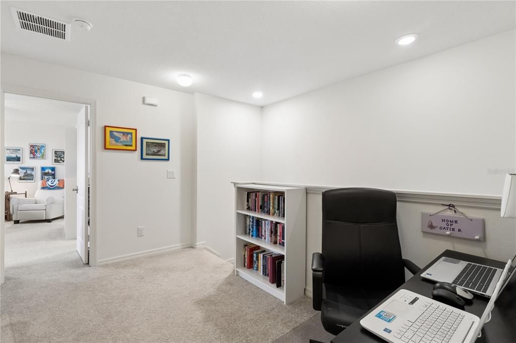 En Venta: $465,000 (4 camas, 2 baños, 2091 Pies cuadrados)