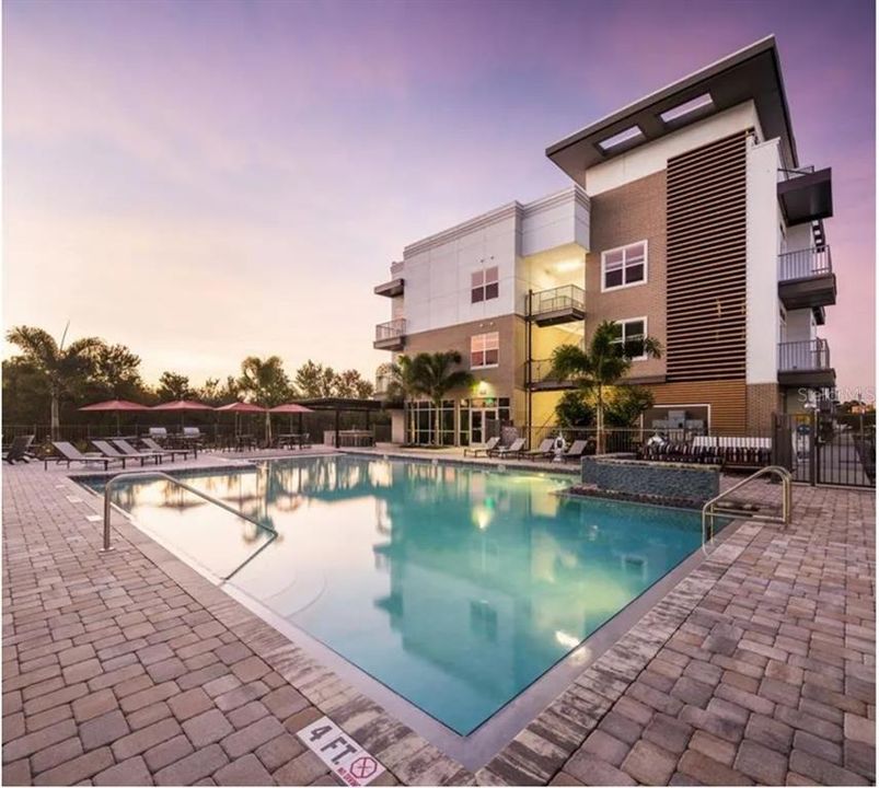 For Rent: $1,681 (1 beds, 1 baths, 740 Square Feet)