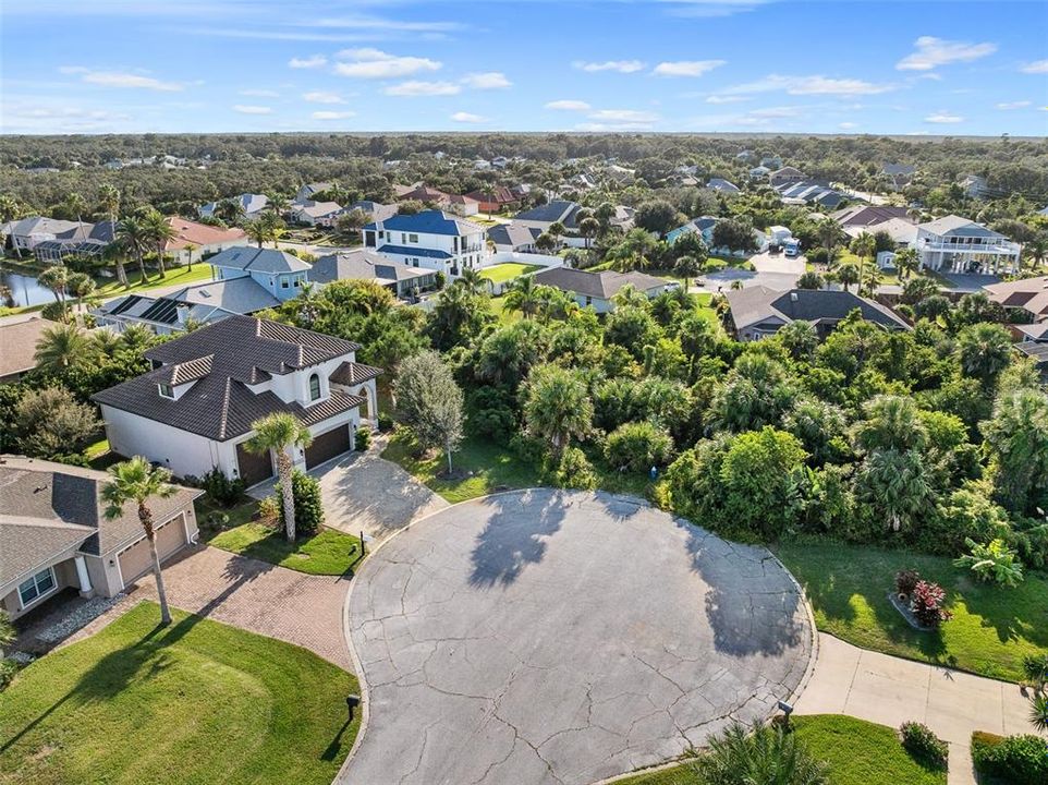 待售: $189,000 (0.23 acres)