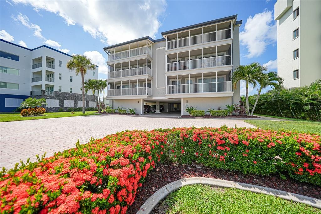 En Venta: $299,900 (2 camas, 2 baños, 1334 Pies cuadrados)