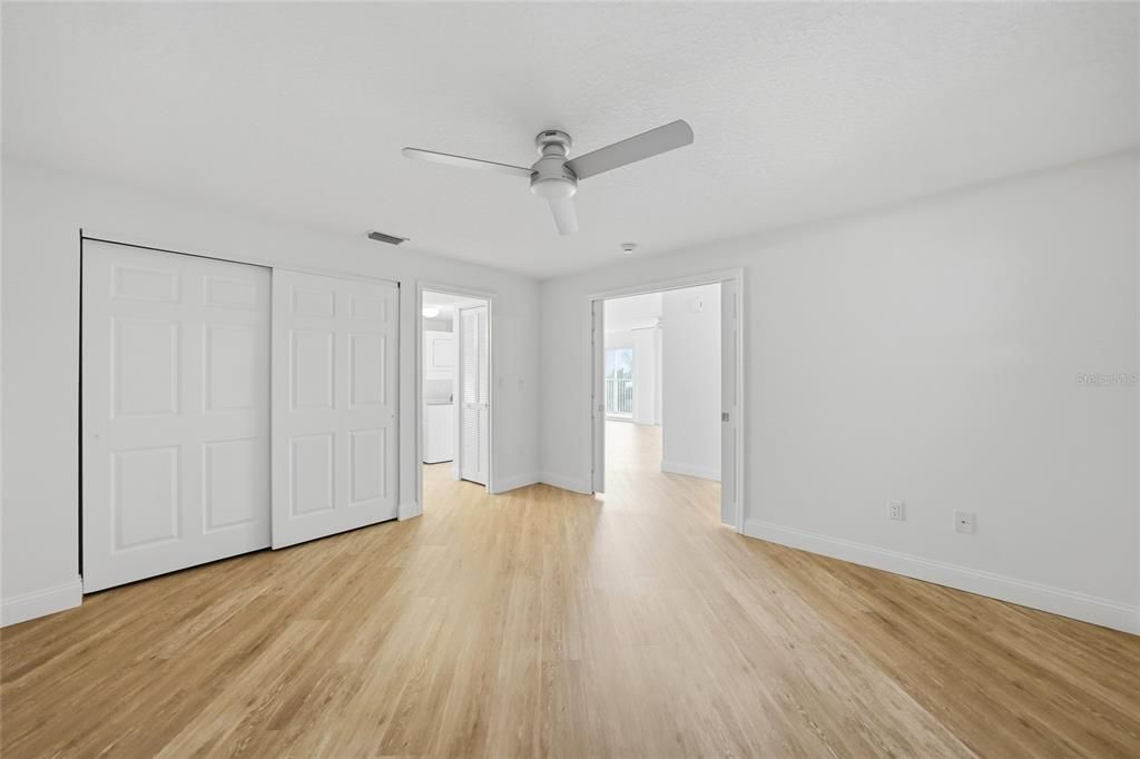 En Venta: $299,900 (2 camas, 2 baños, 1334 Pies cuadrados)