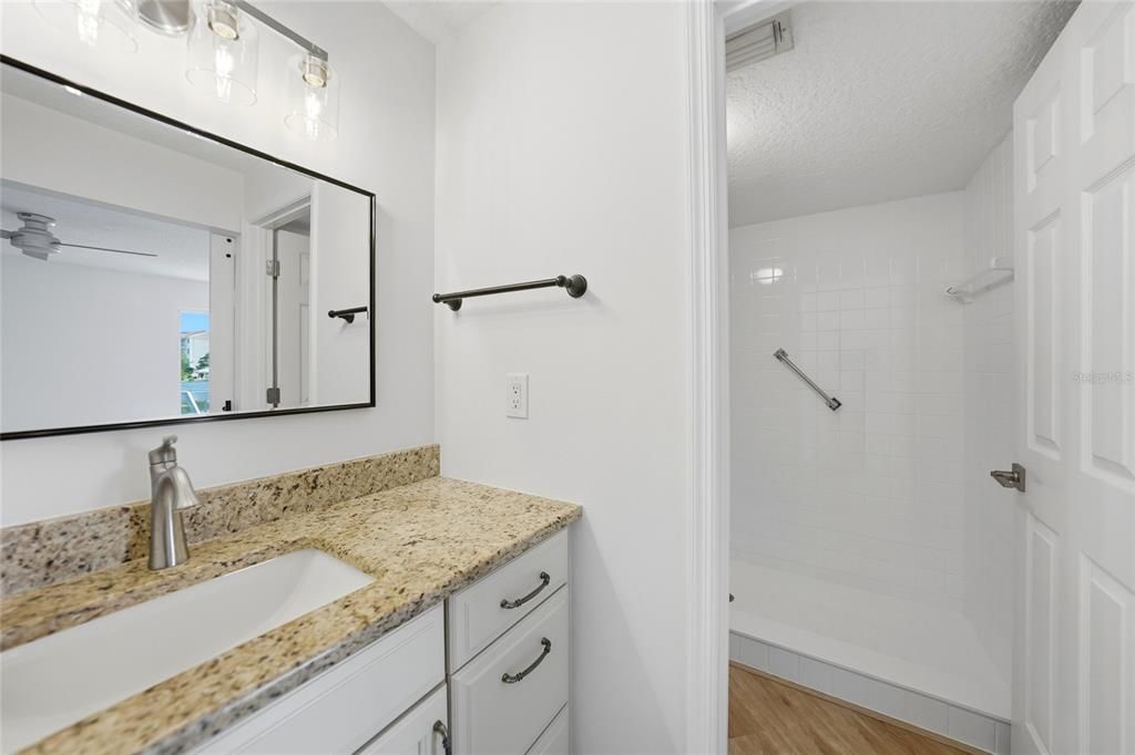 En Venta: $299,900 (2 camas, 2 baños, 1334 Pies cuadrados)