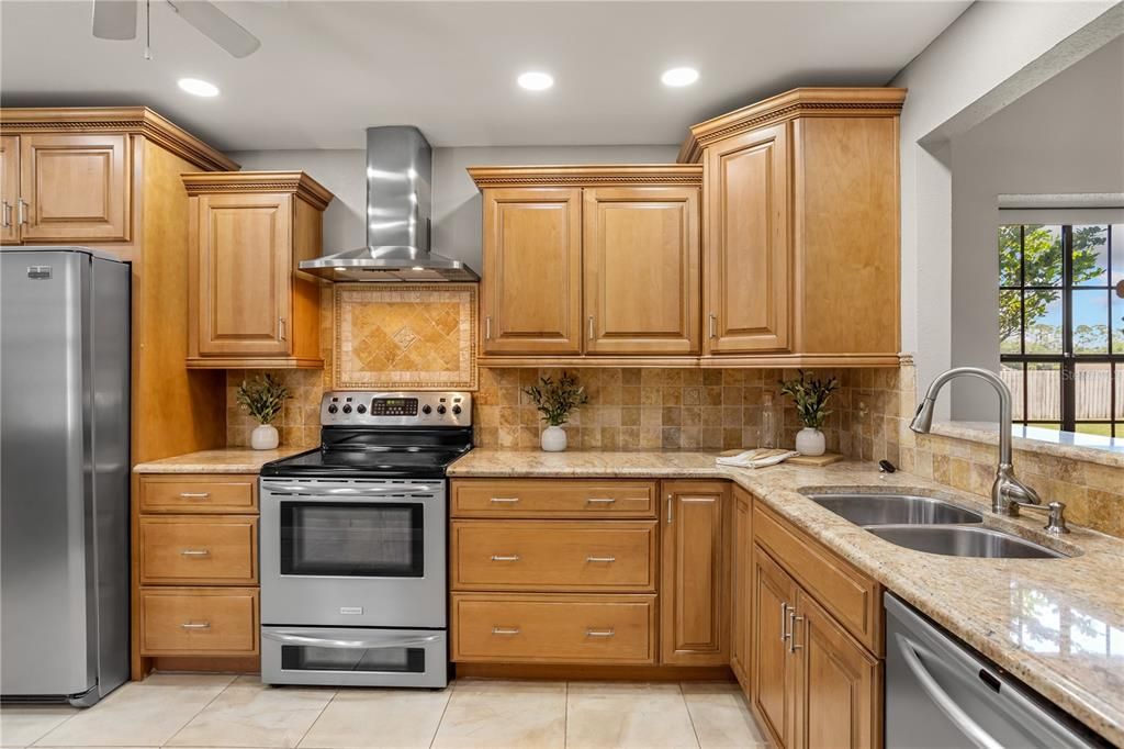 En Venta: $329,900 (2 camas, 2 baños, 1298 Pies cuadrados)