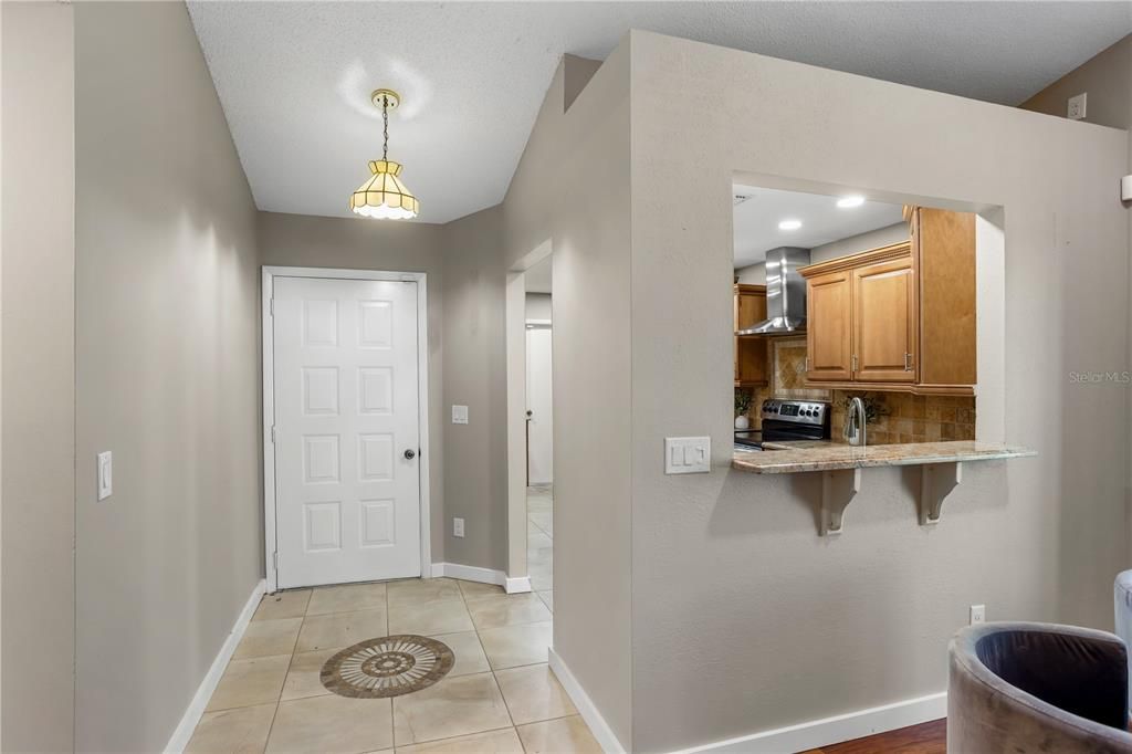 En Venta: $329,900 (2 camas, 2 baños, 1298 Pies cuadrados)
