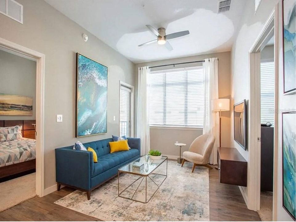 For Rent: $2,219 (3 beds, 2 baths, 1309 Square Feet)