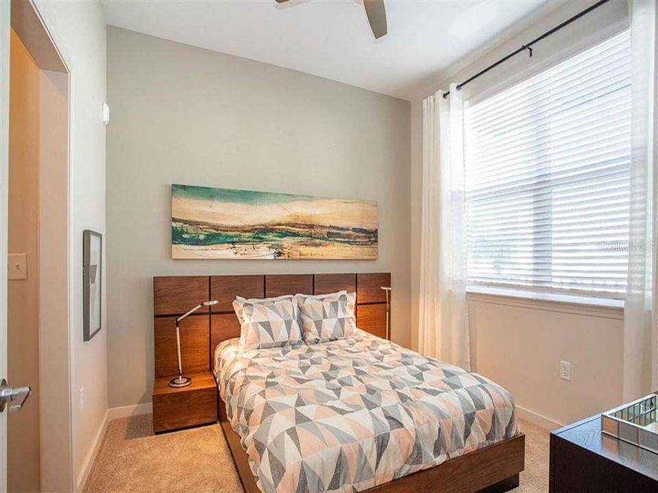 For Rent: $2,219 (3 beds, 2 baths, 1309 Square Feet)